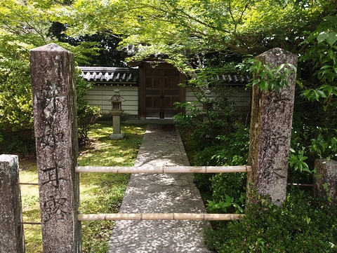 香水閣（井戸）